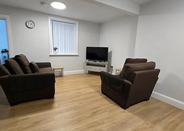 Eyre Square Two Bed With Parking 公寓